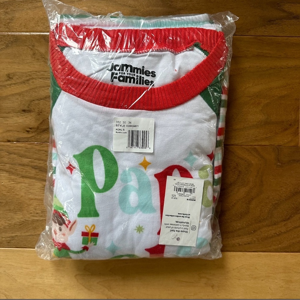 Brand New Men's Papa Elf Top & Bottoms Pajama Set by Cuddl Duds, Size Medium NWT - Picture 4 of 4